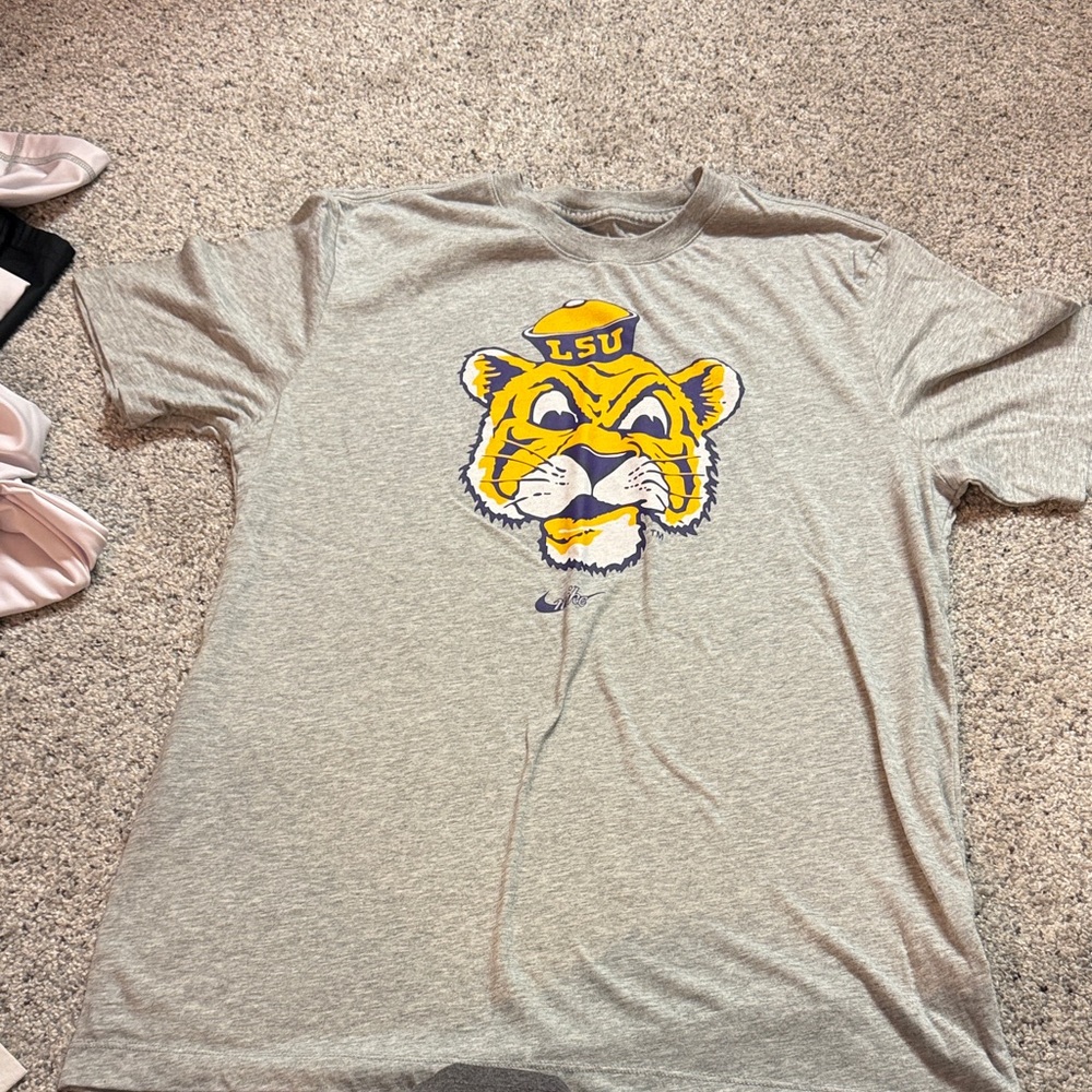 Nike Gray Tee